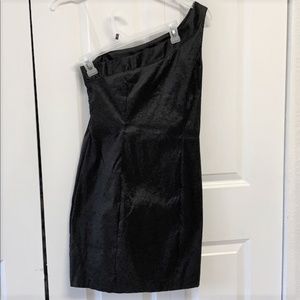 Wishes Black Body Contour Stretch Cold Shoulder Mini Dress JR Size 9 NWT